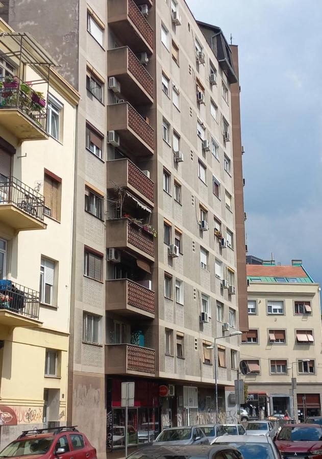 Apartman Central Place เบลเกรด ภายนอก รูปภาพ